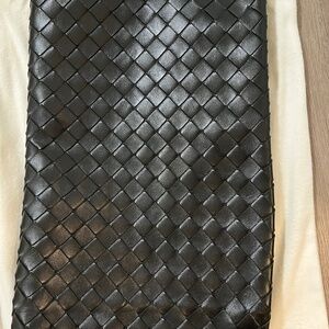 Bottega Intrecciato Pouch Black